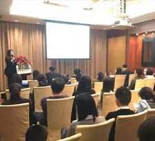 抢搭428EB-5变政风暴末班车，美成达深圳专场反响热烈