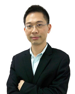 资深移民及签证顾问Geoffrey Zhong（钟文霏）